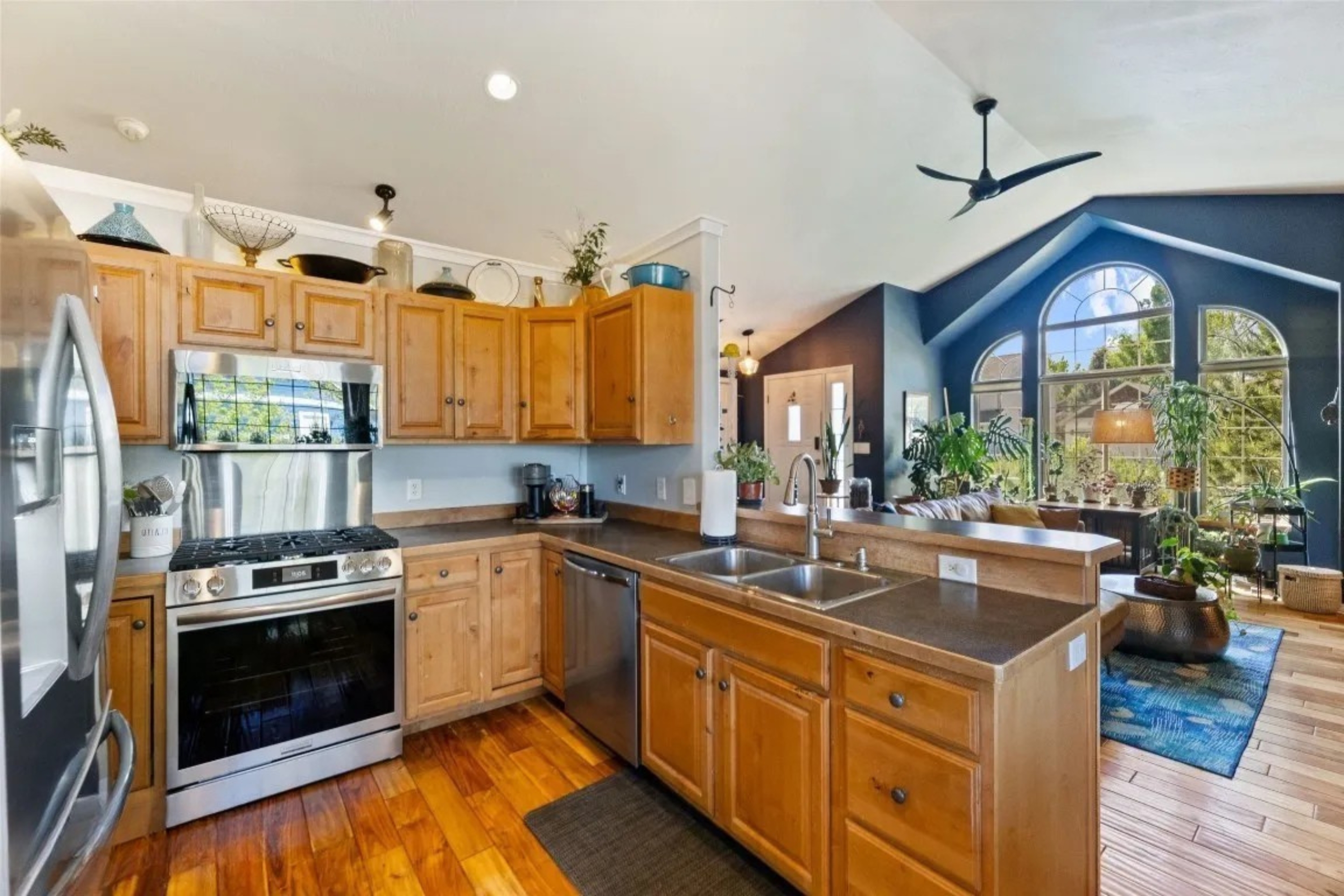 Property thumbnail image