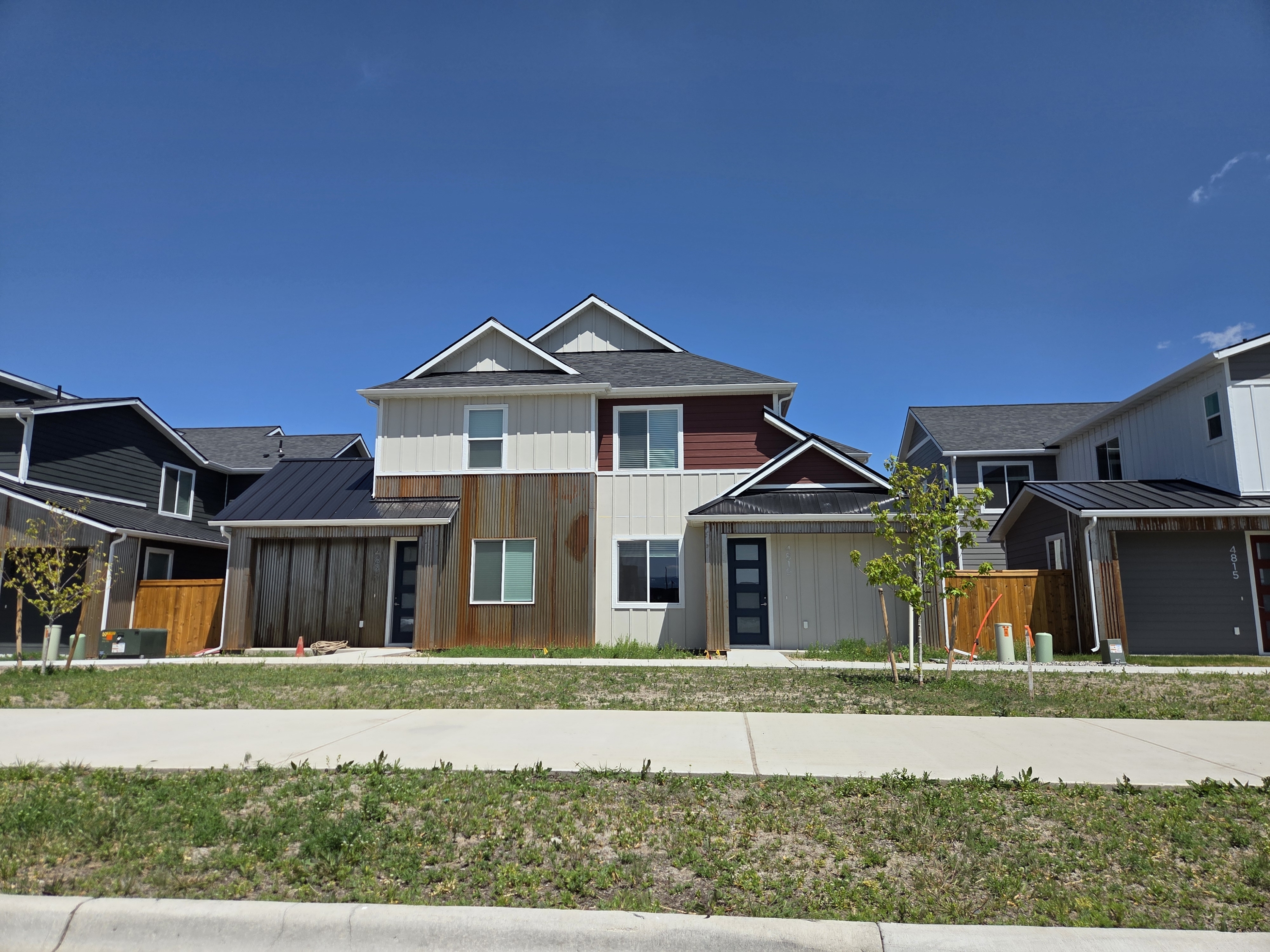 4819 Harvest Parkway - Home